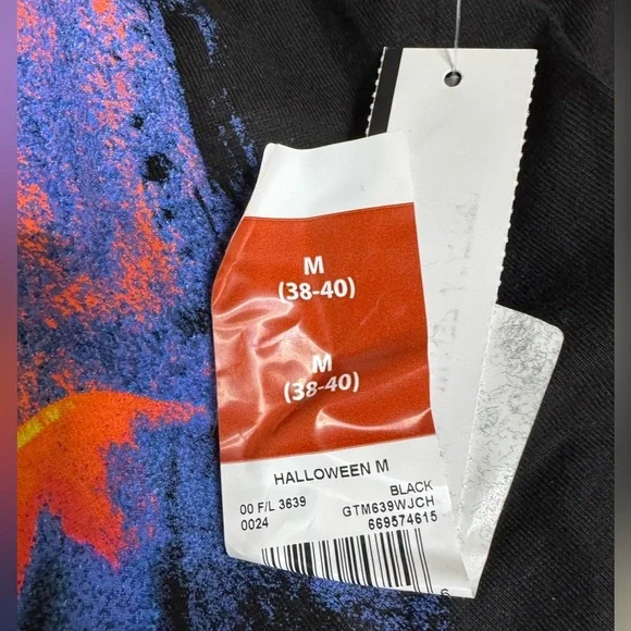 John Carpenter's Halloween Horror T-Shirt Men's Size Small - Picture 4 of 5